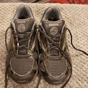 Brand New Reebok Simply Tone Sneakers